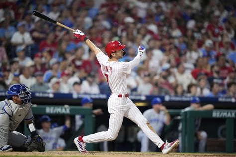 Trea Turner thanks Phillies fans for support on billboards throughout Philadelphia
